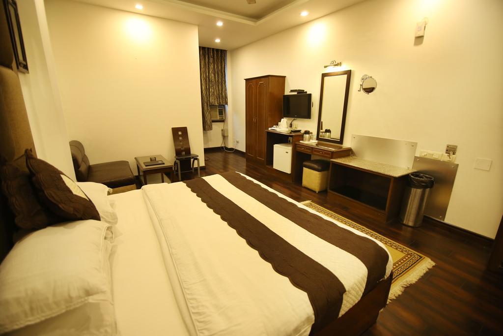 Hotel Parkway Deluxe Neu-Delhi Exterior foto