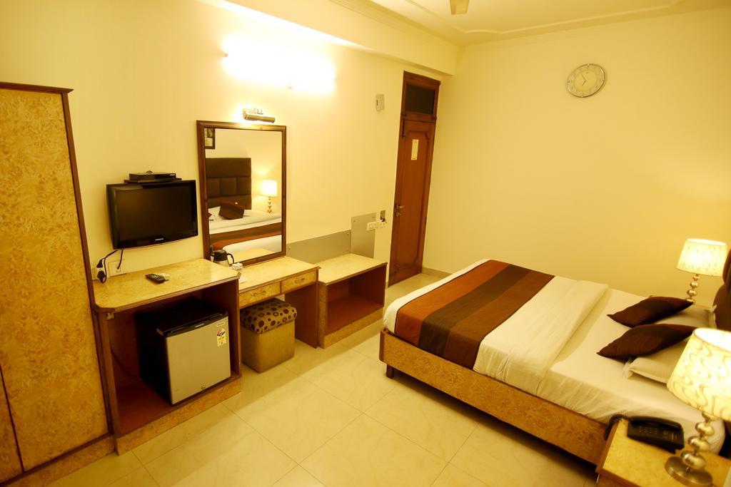 Hotel Parkway Deluxe Neu-Delhi Exterior foto
