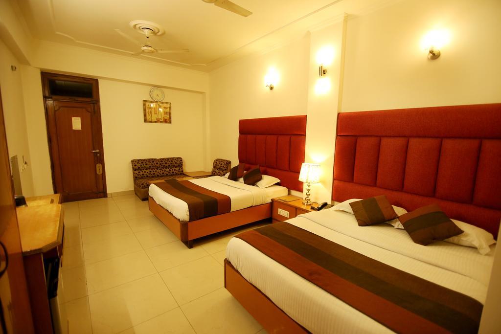 Hotel Parkway Deluxe Neu-Delhi Exterior foto