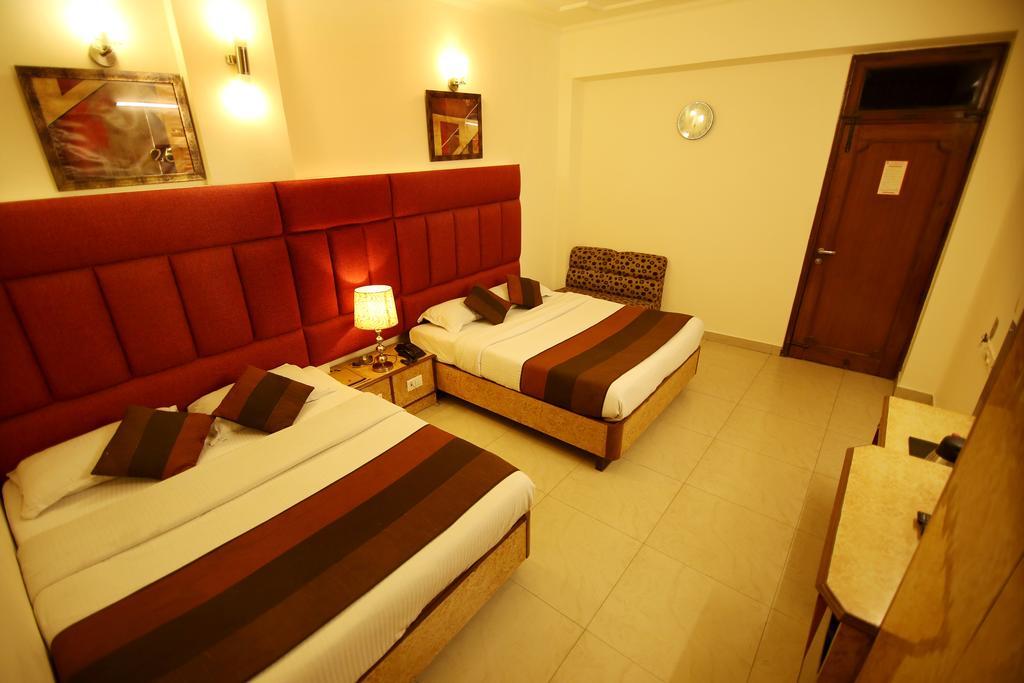 Hotel Parkway Deluxe Neu-Delhi Exterior foto