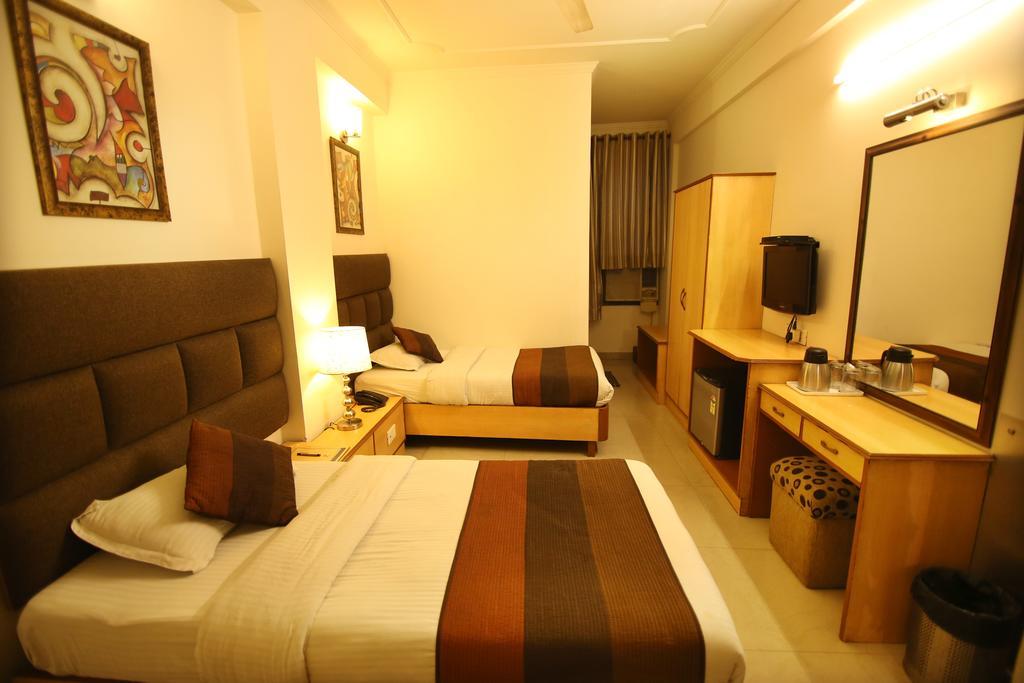 Hotel Parkway Deluxe Neu-Delhi Exterior foto