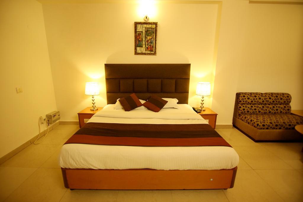 Hotel Parkway Deluxe Neu-Delhi Exterior foto