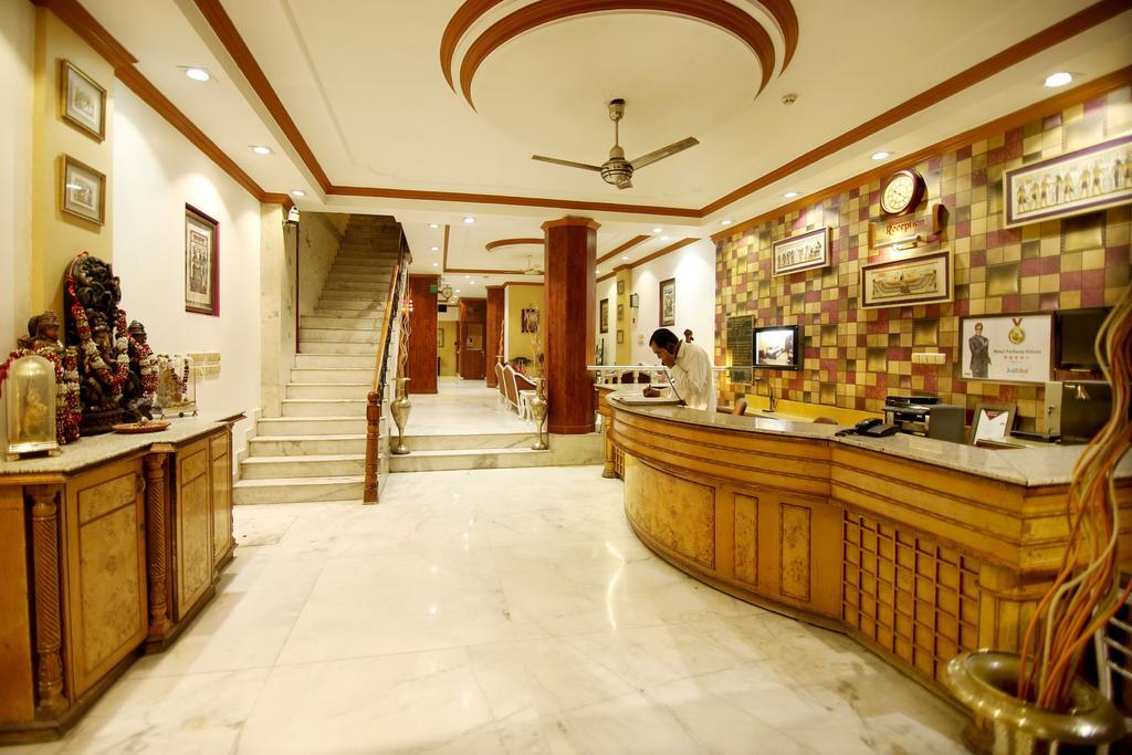 Hotel Parkway Deluxe Neu-Delhi Exterior foto