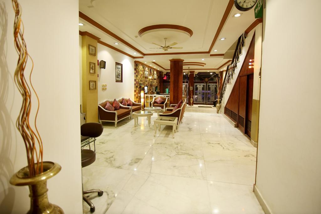 Hotel Parkway Deluxe Neu-Delhi Exterior foto